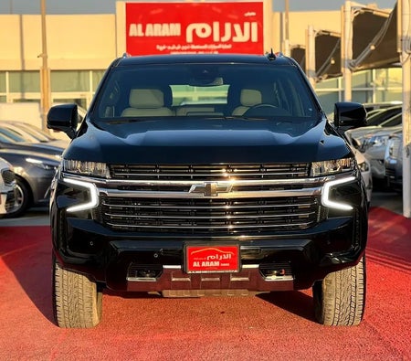 Chevrolet Suburban LT 2023, photo 2 of 4