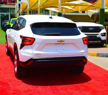 Белый Chevrolet Trax LS 2025 год