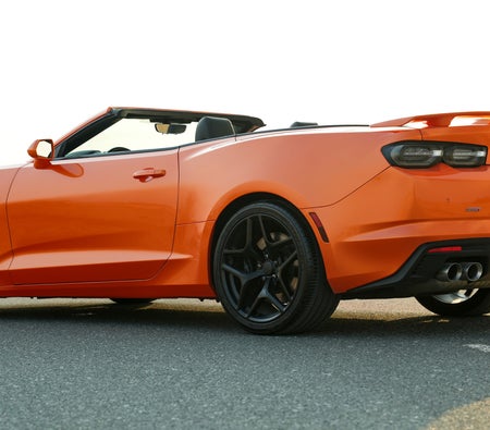 Orange Chevrolet Camaro convertible 2SS V8 2023
