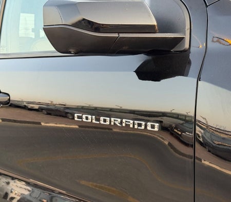 Negro Chevrolet Colorado 2023