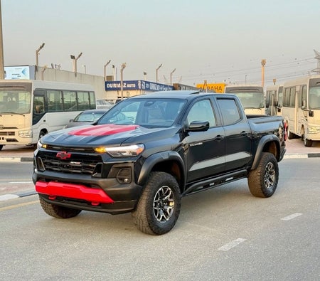 Negro Chevrolet Colorado 2023