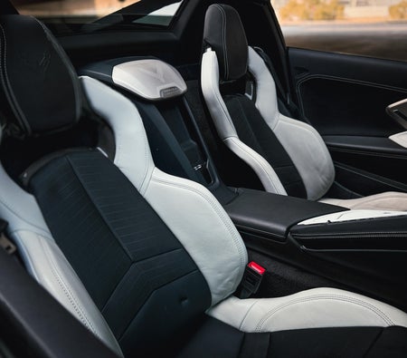 Chevrolet Corvette C8 Stingray Convertible 2025