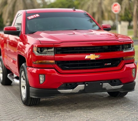 Chevrolet Silverado 2018, photo 2 of 4