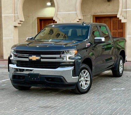 Blue Chevrolet Silverado Lt Z71 2021