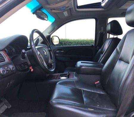 Chevrolet Tahoe 2011, photo 3 of 4