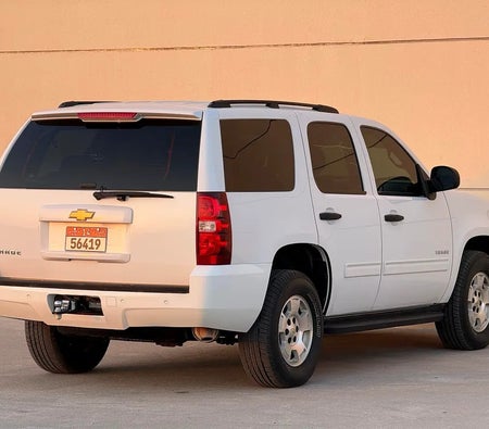White Chevrolet Tahoe LT 2013