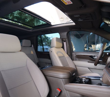 Chevrolet Tahoe 2026, photo 3 of 4