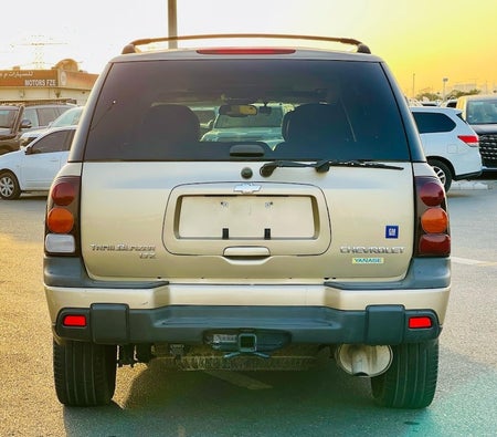 Gold Chevrolet Trailblazer LTZ 2006