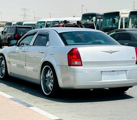 D'argento Chrysler 300C 2007
