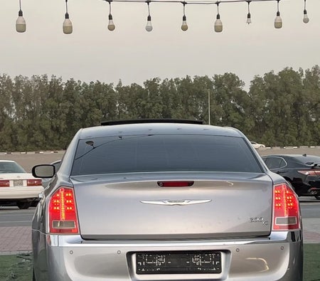 Chrysler 300C Limited 2014, photo 4 of 4