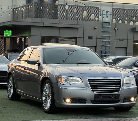 Chrysler 300C Limited 2014, photo 3 of 4