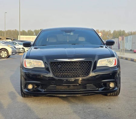 Chrysler 300 Hemi SRT8 2014, photo 2 of 4