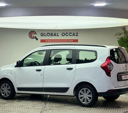 White Dacia Lodgy 1.5 dCi Ambiance 7 places 2023 White Dacia Lodgy 1.5 dCi Ambiance 7 places 2023