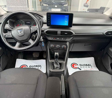 Black Dacia Logan 1.0 TCe CVT Essentiel 2022 Black Dacia Logan 1.0 TCe CVT Essentiel 2022