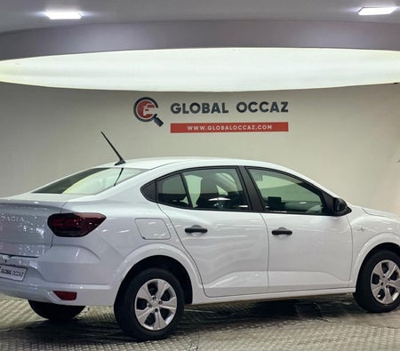 White Dacia Logan 1.0 TCe CVT Essentiel 2025 White Dacia Logan 1.0 TCe CVT Essentiel 2025