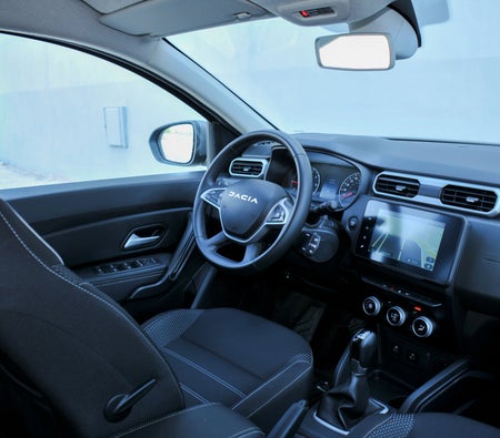 Black Dacia Duster 2023