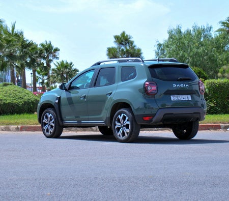 Black Dacia Duster 2023