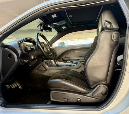Dodge Challenger V6 2022
