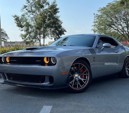 Silber Dodge Challenger SRT8 2016