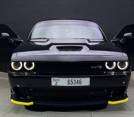 Black Dodge Challenger 2019