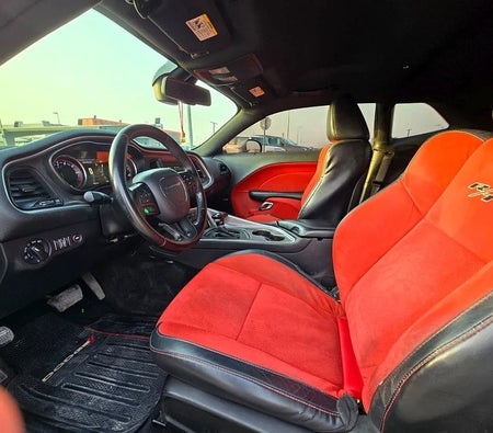 Dodge Challenger SXT 2020, photo 3 of 4