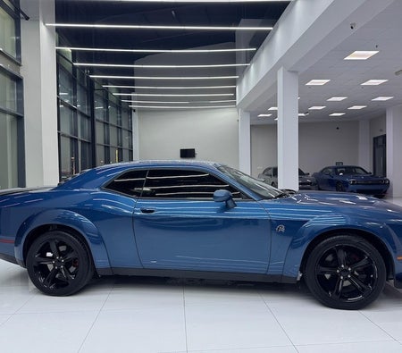 Blu Dodge Challenger SXT 2021