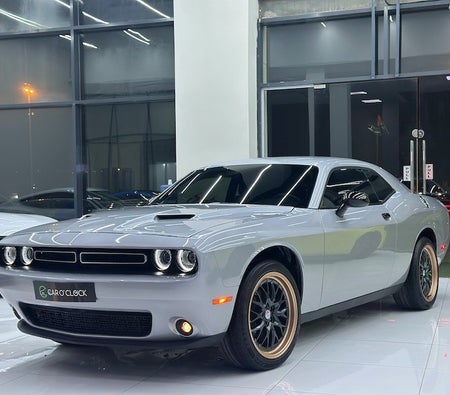 Argent Dodge Challenger SXT 2022