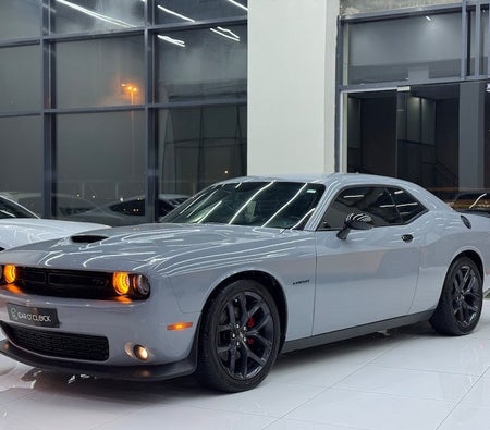 Grigio Dodge Challenger R/T 2022