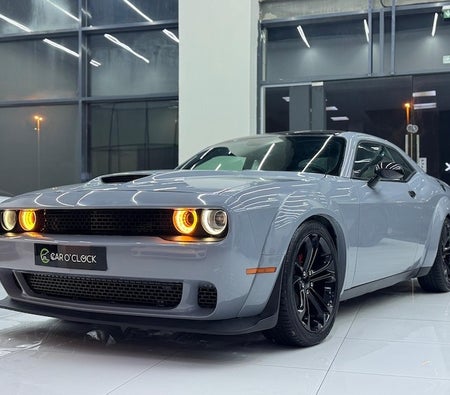 Gri Dodge Challenger R/T Plus 2022