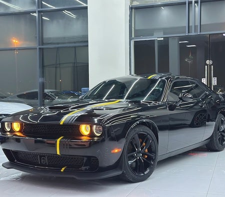 Nero Dodge Challenger SXT Plus 2022