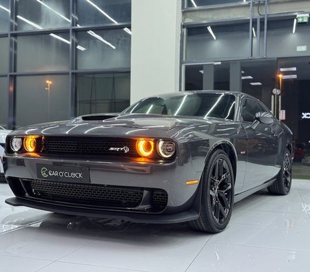 Grigio Dodge Challenger R/T 2023