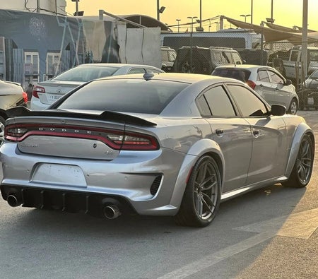 Silber Dodge Charger R/T 2018