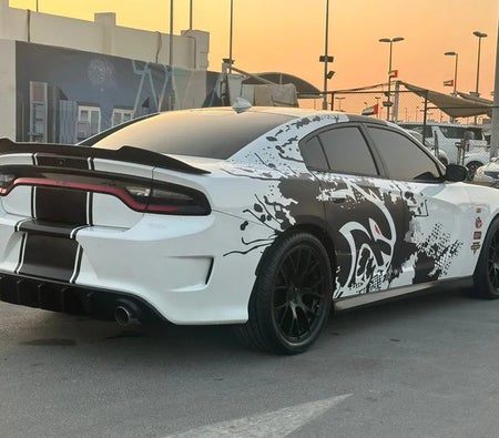 Beyaz Dodge Charger R/T 2018