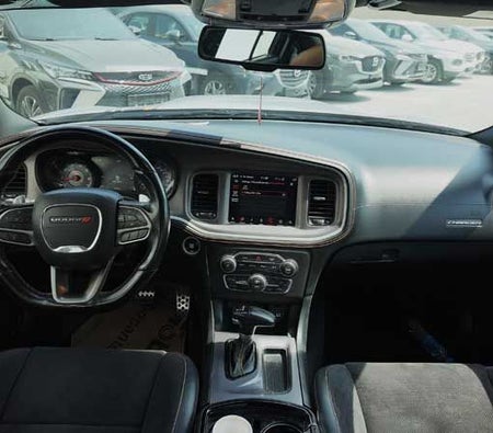 Zilver Dodge Charger GT 2022