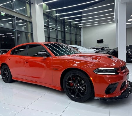 Oranje Dodge Charger R/T 2022