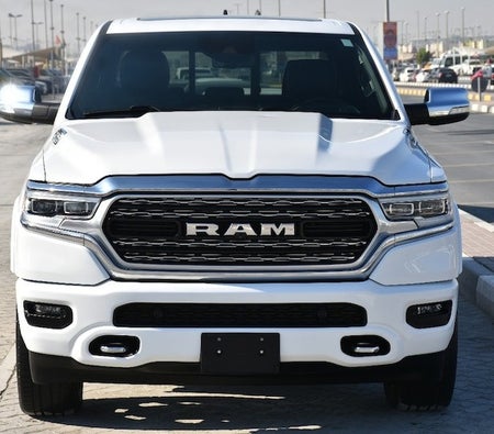 Dodge RAM 1500 Night Edition 2022, photo 2 of 4