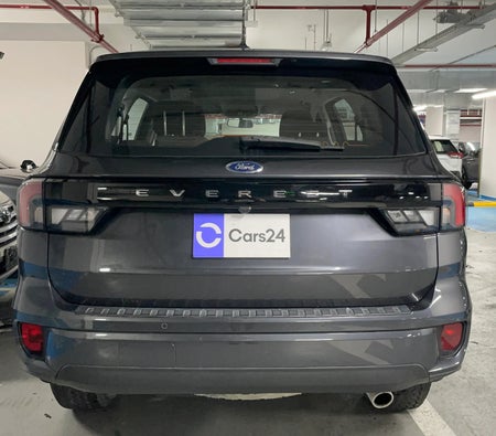 gris Ford Everest XLS 2024 gris Ford Everest XLS 2024