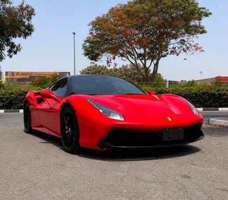 Ferrari 488 GTB 2017, photo 2 of 4