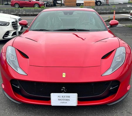 Rouge Ferrari 812 Superfast Standard 2019