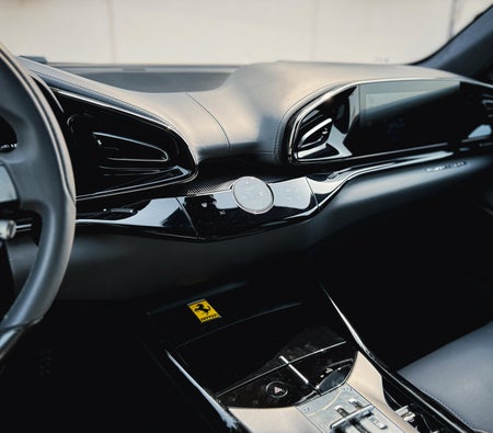 Ferrari Purosangue 2025