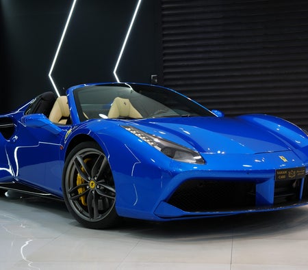 Ferrari 488 Spider 2017, photo 3 of 4