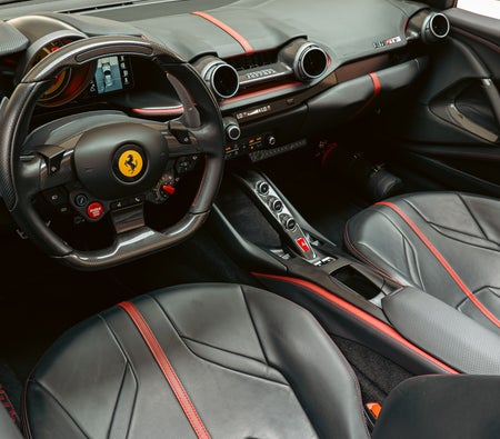 Ferrari 812 GTS 2023