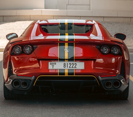 Ferrari 812 GTS 2023