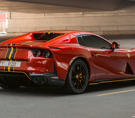 Ferrari 812 GTS 2023