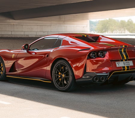 Ferrari 812 GTS 2023
