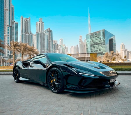 Schwarz Ferrari F8 Tributo 2020