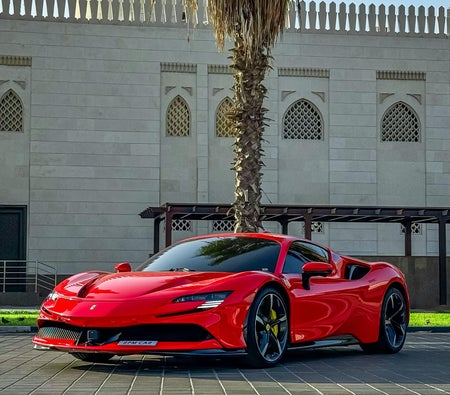 Ferrari SF90 Stradale 2023, photo 2 of 4