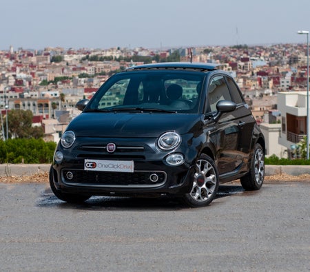 Schwarz Fiat 500C 2023