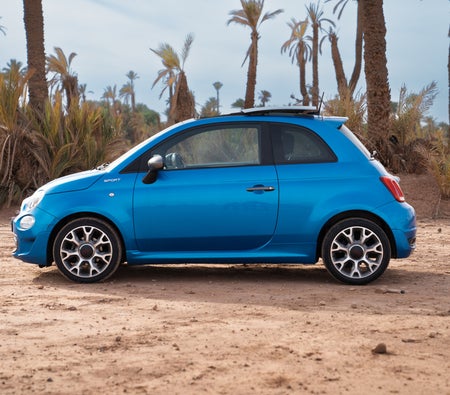 Blau Fiat 500 2023 Blau Fiat 500 2023