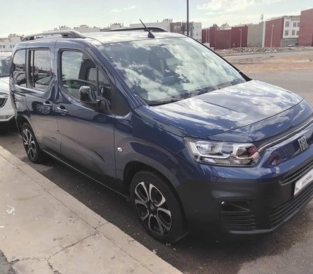 Bleu Fiat Doblo 2023
